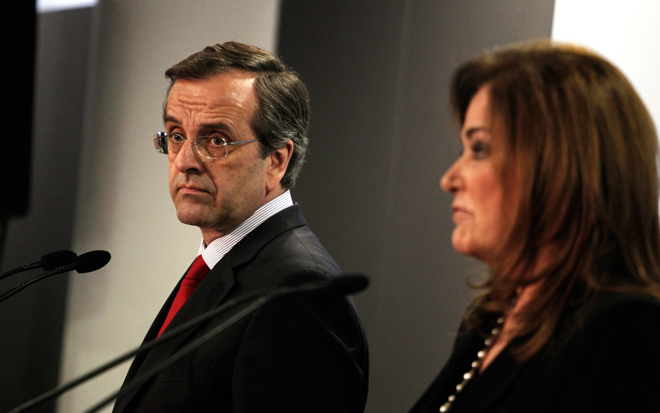 δύο-αντίθετες-πραγματικότητες-στο-2078733