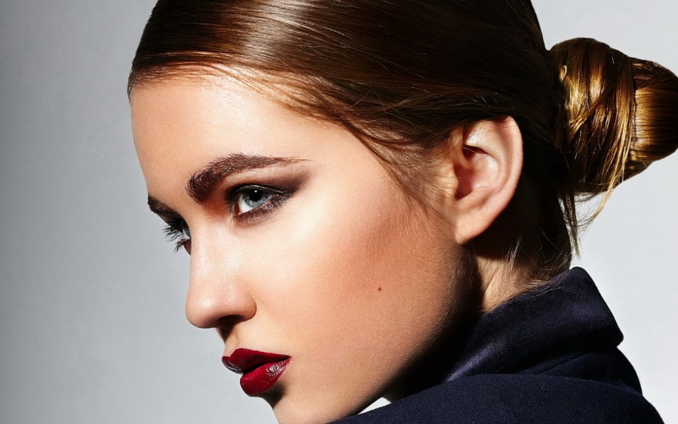 λαμπερά-μαλλιά-σε-6-εύκολα-βήματα-2080786