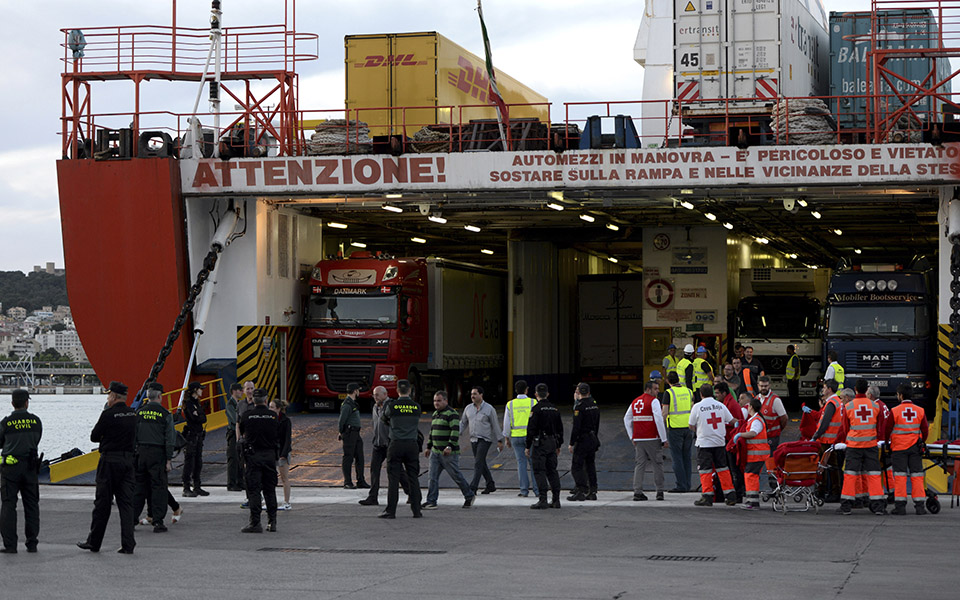 ισπανία-πυρκαγιά-και-αναγκαστική-εκκ-2080445