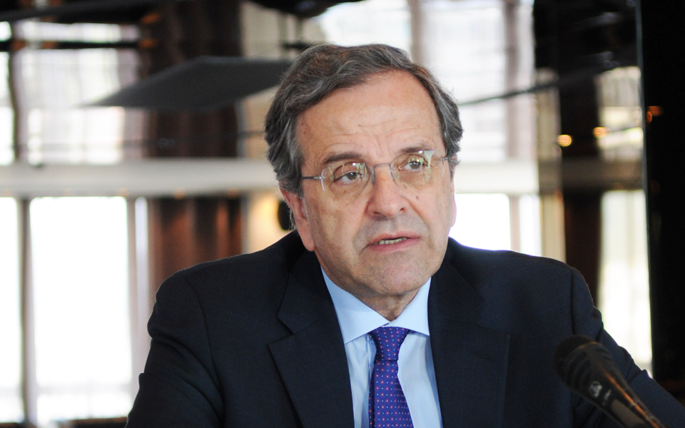 ν-δ-στα-όρια-της-ασφυξίας-η-οικονομία-2082237