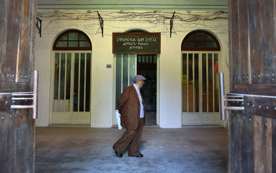 μπιενάλε-με-οικουμενική-πολιτική-ματ-2081994