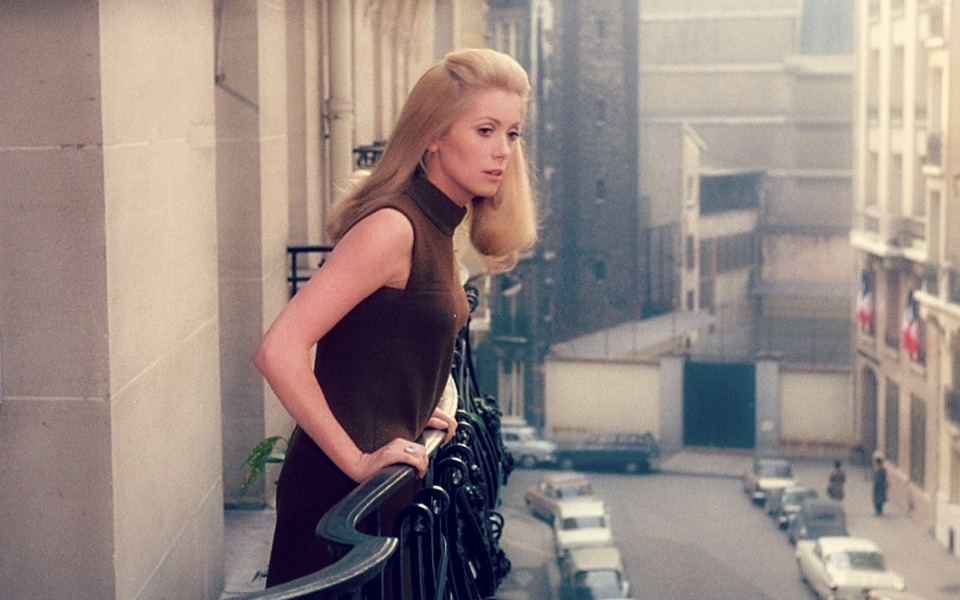 η-μόδα-στην-οθόνη-2084288