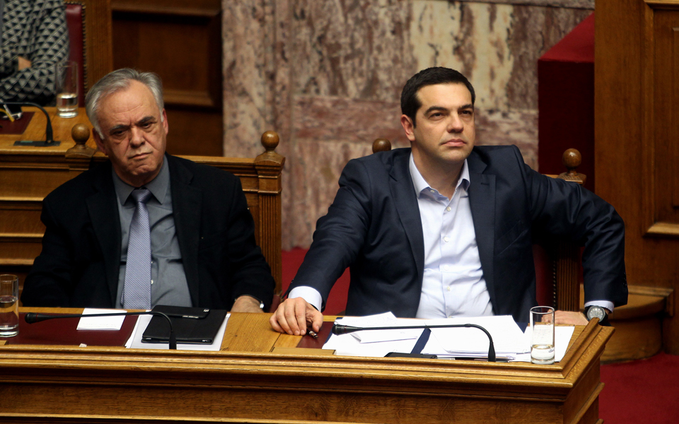 αμφισβήτηση-των-κυβερνητικών-χειρισ-2082653