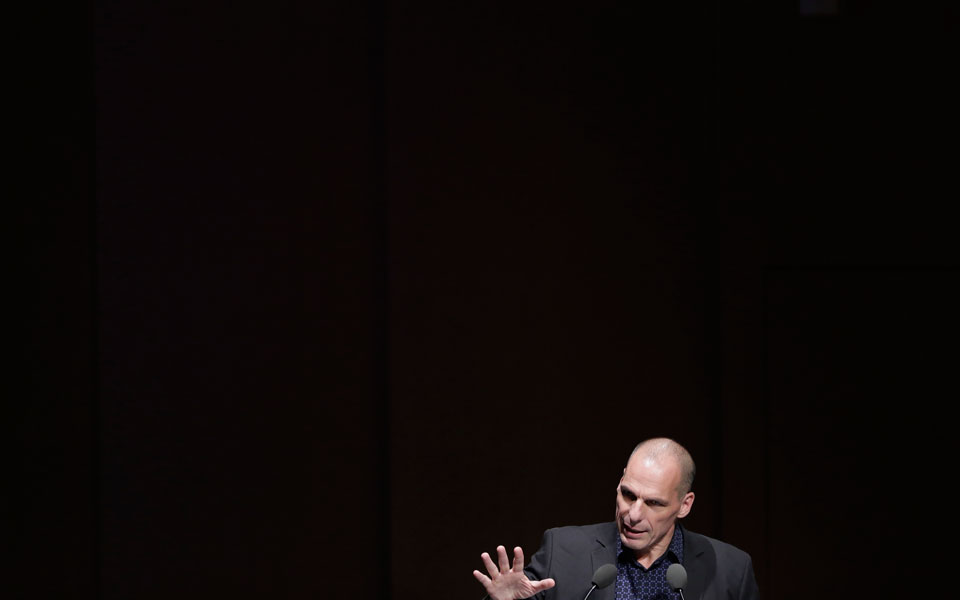 βαρουφάκης-παραμύθια-τα-περί-καταγρα-2084284