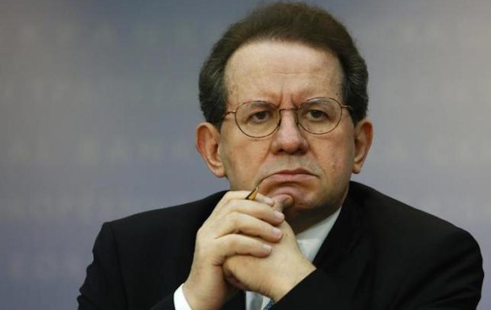 κοστάνσιο-να-μην-παρεκκλίνει-του-σχεδ-2085902