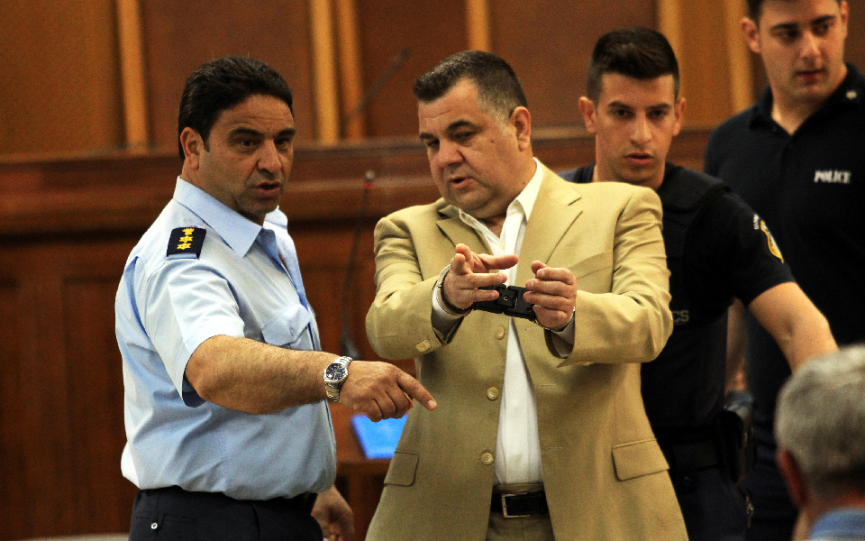 διεκόπη-η-δίκη-χ-α-για-τις-12-μαΐου-2081776