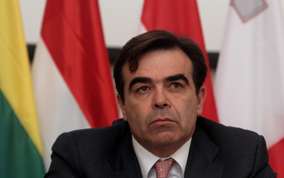 μ-σχοινάς-σε-εποικοδομητικό-πνεύμα-οι-2081261