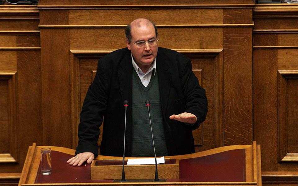 φίλης-συμφωνία-μια-κι-έξω-στα-προαπα-2083662