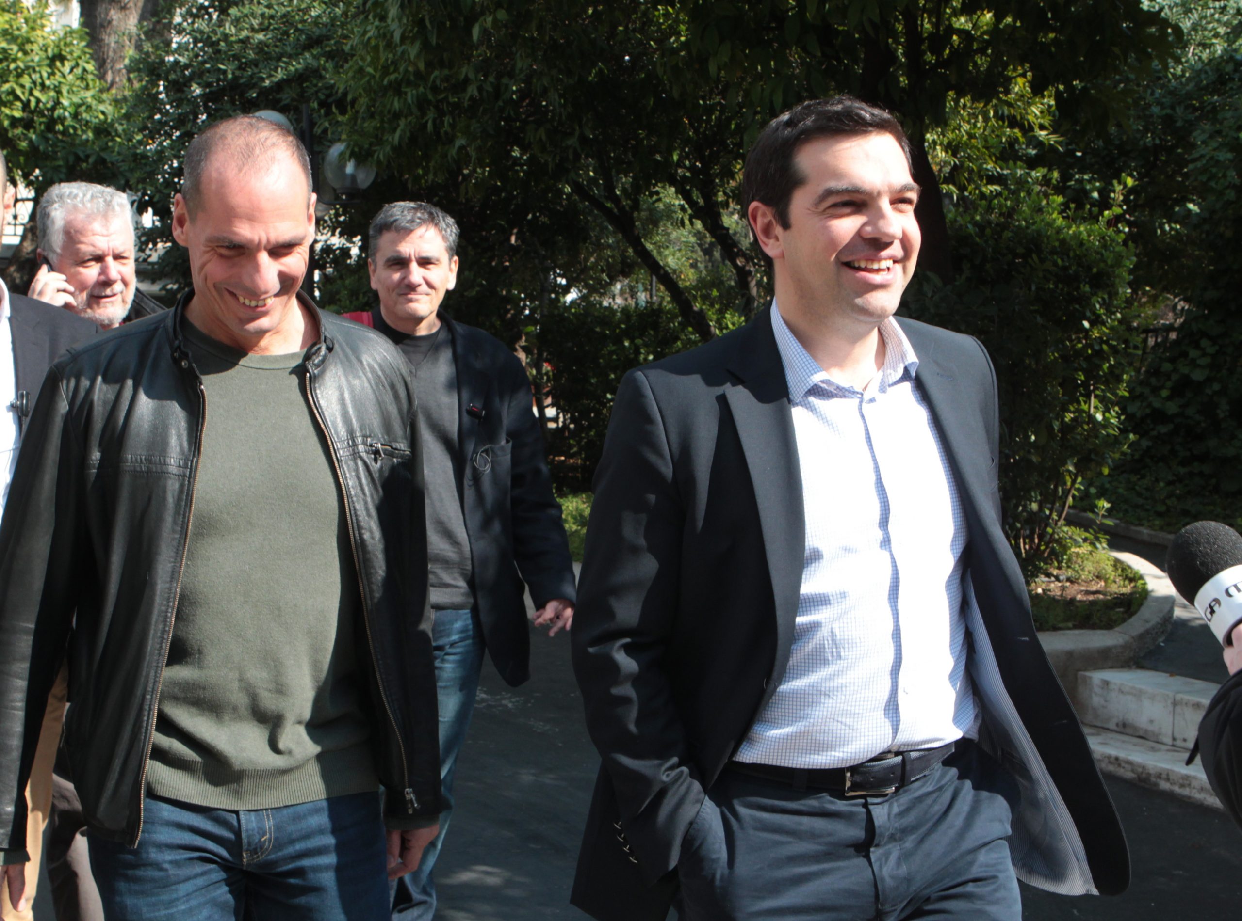 πασοκ-η-κυβέρνηση-δουλεύει-τον-λαό-π-2082414