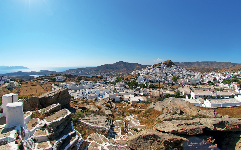 επτά-ελληνικά-νησιά-μεταξύ-των-δέκα-κο-2081263
