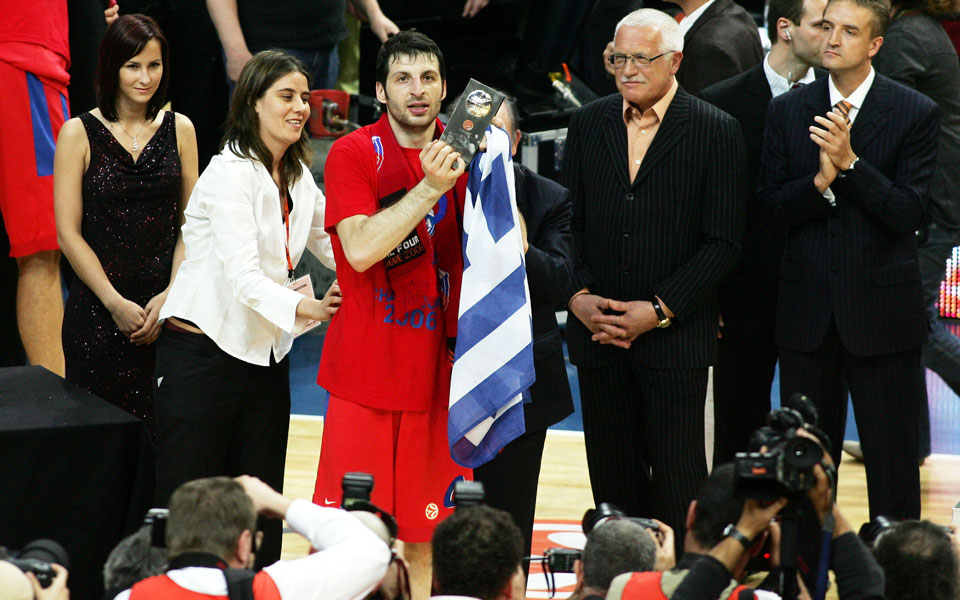 πιο-αναποτελεσματικοί-οι-ισπανοί-και-2082064