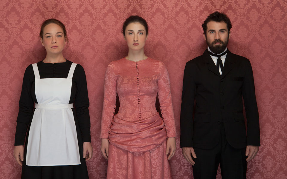 δεσποινίς-τζούλια-για-τη-μάχη-και-τη-2081998