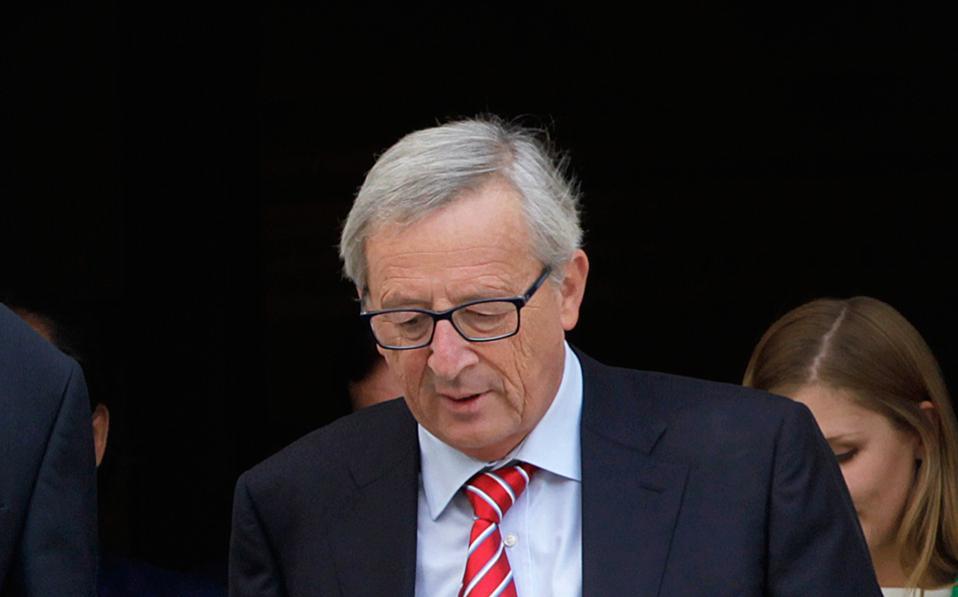 γιουνκέρ-πλήγμα-για-την-εμπιστοσύνη-τ-2085946