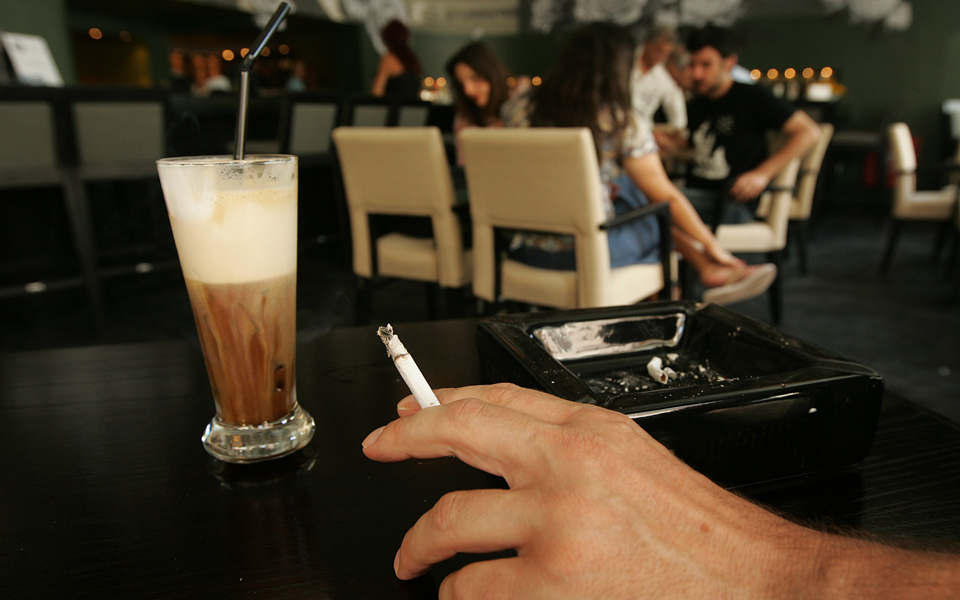 34-δισ-ευρώ-το-κόστος-του-καπνίσματος-2085277