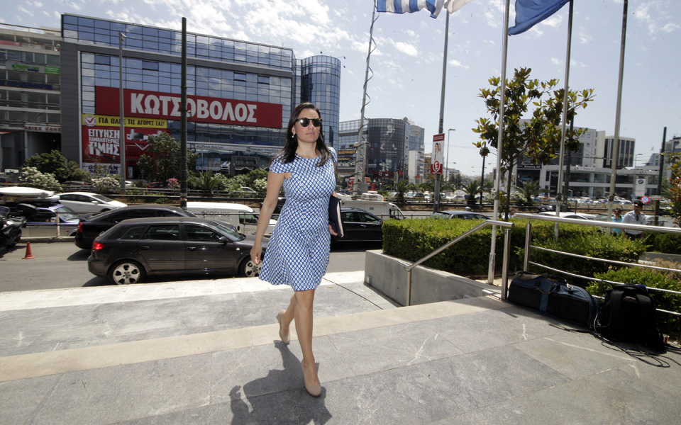 ο-υπουργός-παιδείας-ενοχλήθηκε-2084086