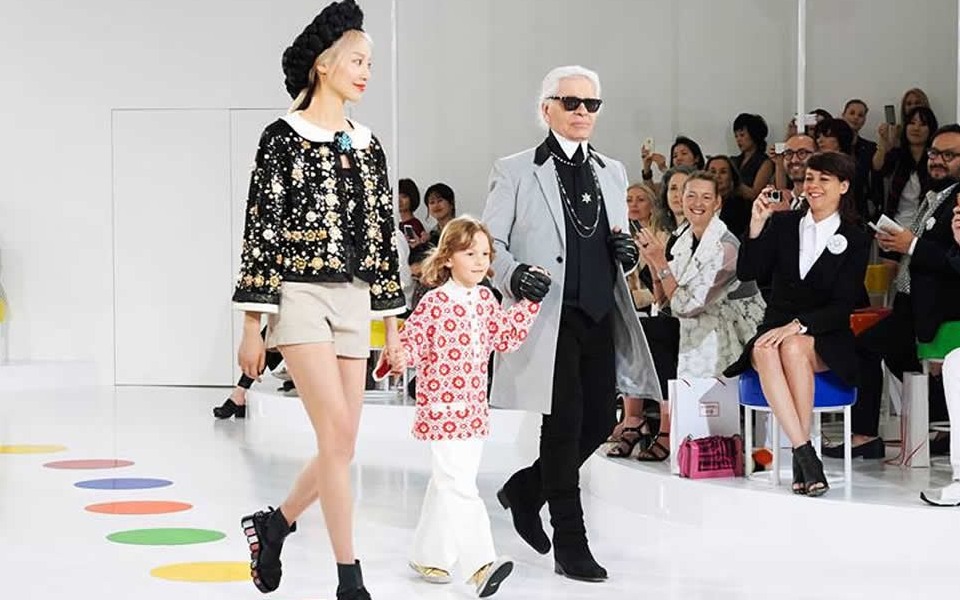 chanel-resort-show-οι-πολύχρωμες-δημιουργίες-του-karl-lagerfeld-2082553