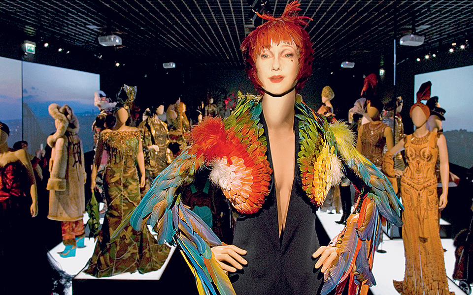 αναδρομική-gaultier-2081271