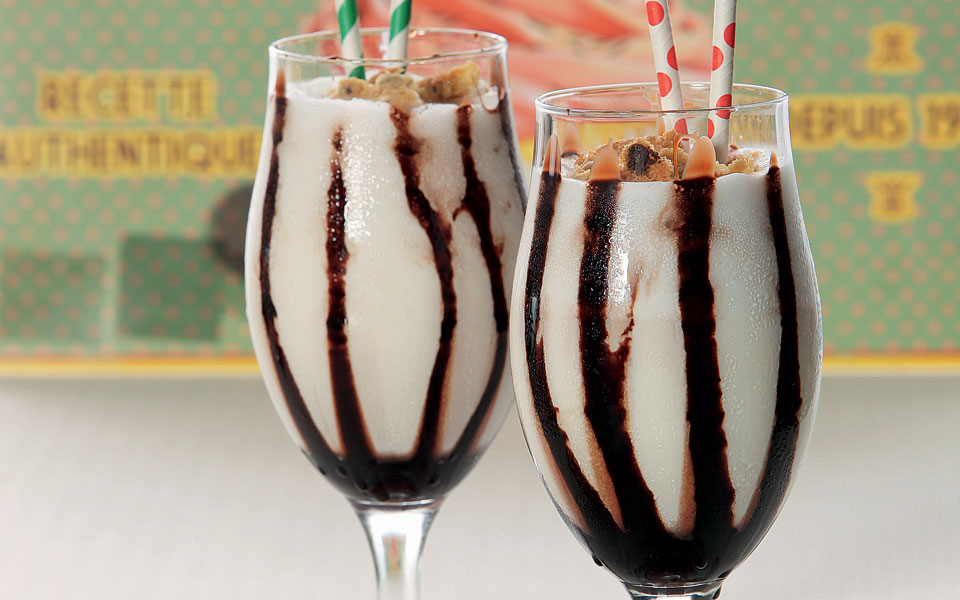 στις-γλυκές-ιστορίες-μίλκσεϊκ-με-μπισ-2084197