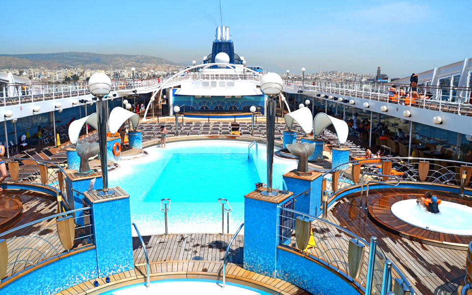 το-msc-musica-στον-πειραιά-2083084