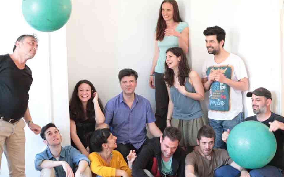 μια-ομάδα-για-τα-δικαιώματα-των-παιδιώ-2084551