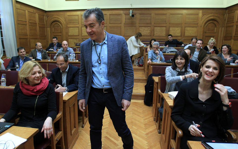 καθαρές-θέσεις-ζητεί-ο-στ-θεοδωράκη-2085091