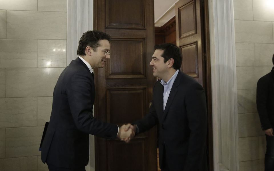 bloomberg-απίθανη-η-συμφωνία-ανάμεσα-σε-ελλάδ-2083576