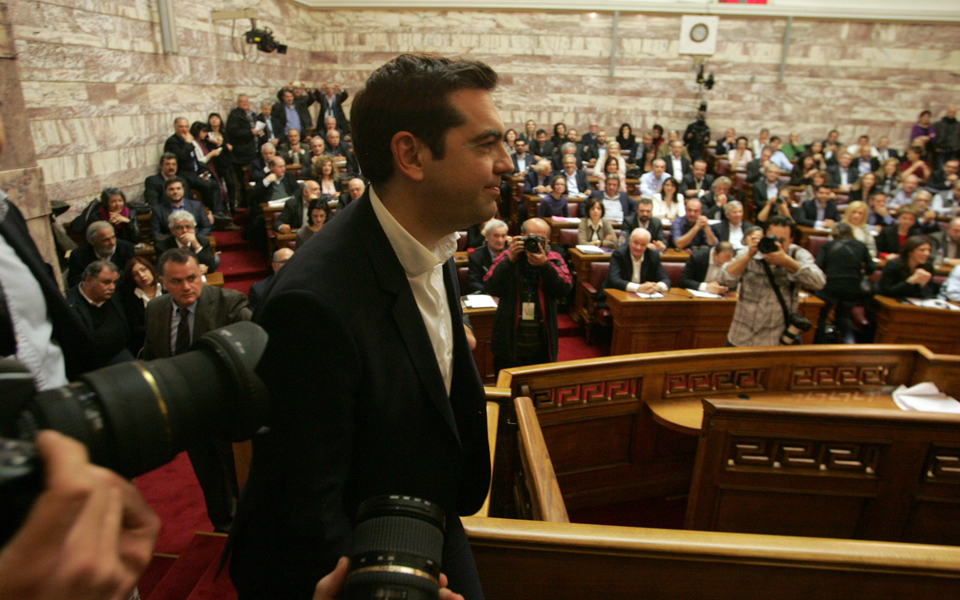 η-εξουσία-είναι-γλυκιά-και-για-την-αρι-2081010