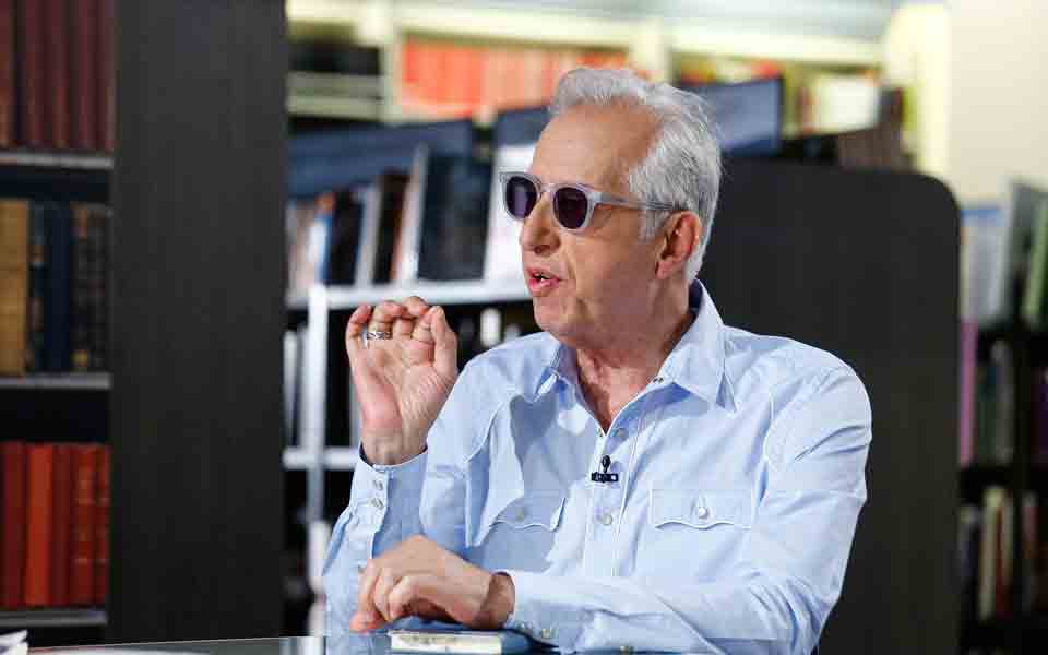 κωνσταντίνος-τζούμας-οσα-δεν-φτάνει-2084289