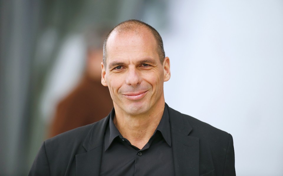 οργισμένη-αντίδραση-βαρουφάκη-απένα-2083600