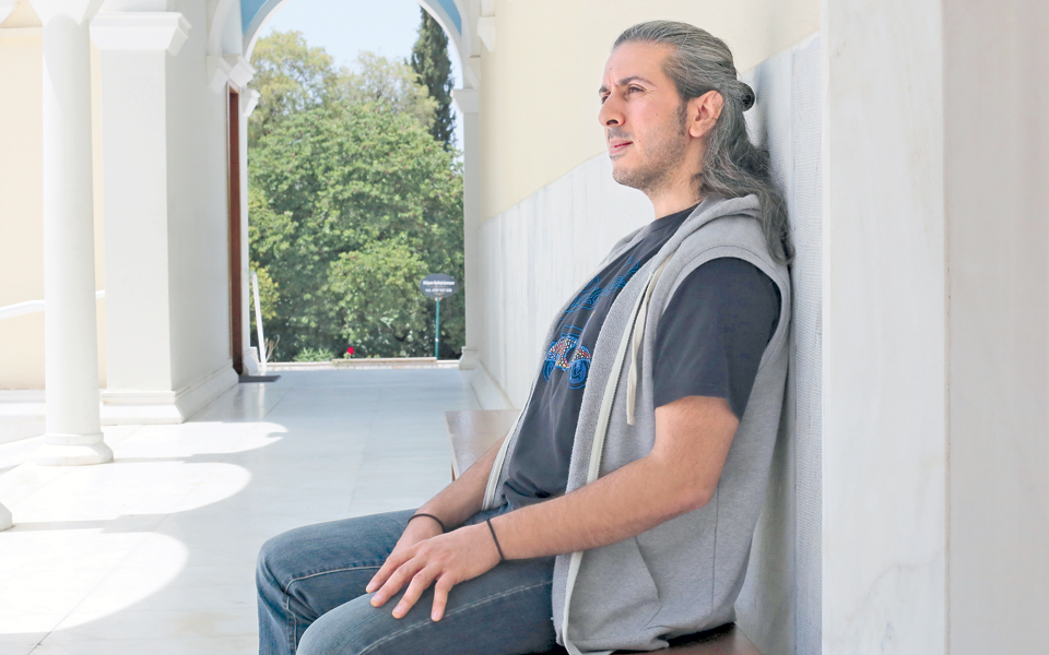 γ-χαρούλης-δεν-είμαι-όσο-ταπεινός-θα-2086406