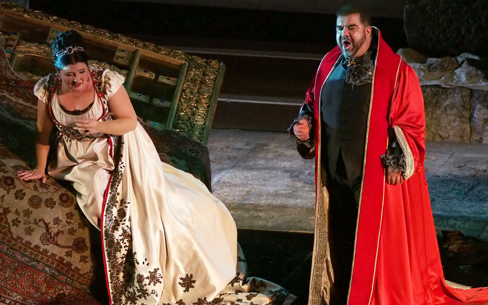 h-λυρική-κερδίζει-το-στοίχημα-με-την-tό-2088426