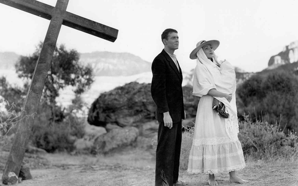 αναμέτρηση-δύο-πίστεων-σε-τοπίο-έρημη-2089007