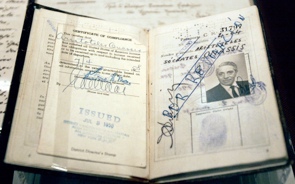 ο-αριστοτέλης-ωνάσης-στην-κόλαση-της-φ-2088819