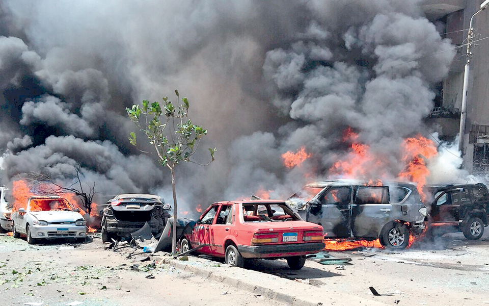μακελειό-στην-αίγυπτο-με-νεκρό-τον-γεν-2090851