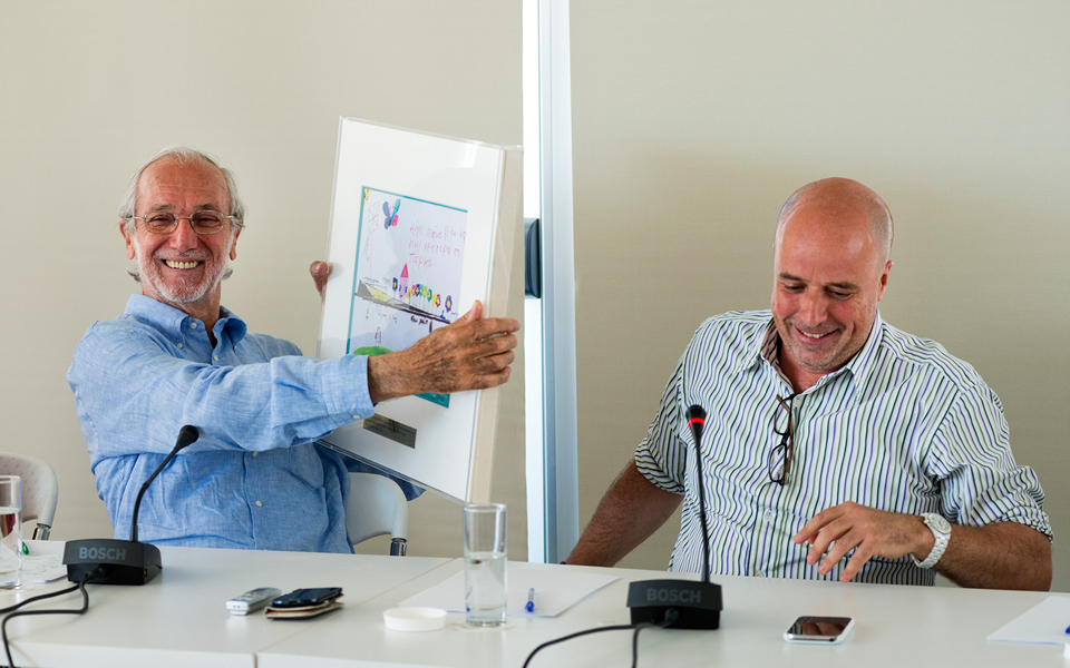 ας-χαρούμε-σήμερα-αυτό-που-έχουμε-2090019