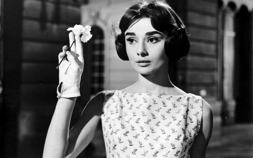 audrey-hepburn-η-ζωή-της-σε-εικόνες-στην-national-portrait-gallery-2088450