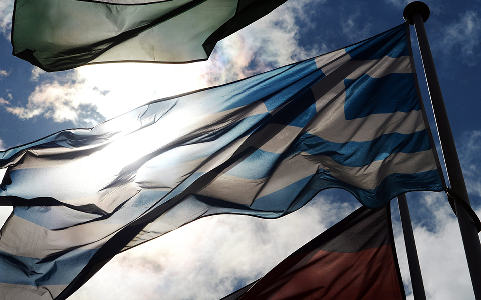 στις-διαφωνίες-κομισιόν-δντ-επικεντ-2089807