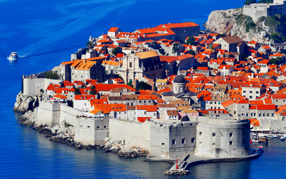 με-24-νέους-προορισμούς-συνδέει-την-ελλά-2090223