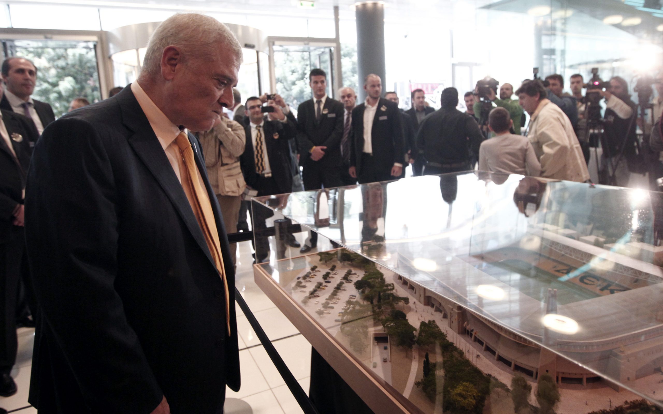 το-στε-άνοιξε-τον-δρόμο-για-το-γήπεδο-τη-2086689