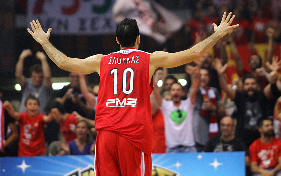 χώρισαν-οι-δρόμοι-σλούκα-ολυμπιακού-2090350