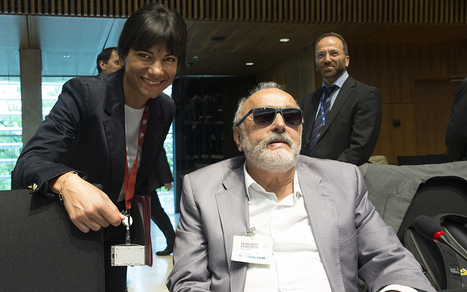 ν-δ-ο-κουρουμπλής-στελεχώνει-την-δημόσ-2090076