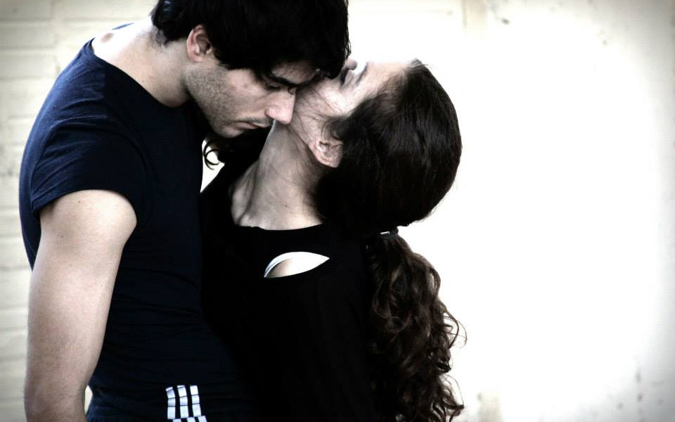 το-σώμα-και-οι-ήχοι-στην-παράσταση-σύγχ-2086466