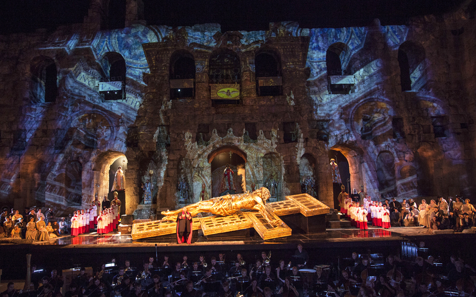 ενας-ύμνος-ζωής-και-έρωτα-στο-κατάμεστ-2088732