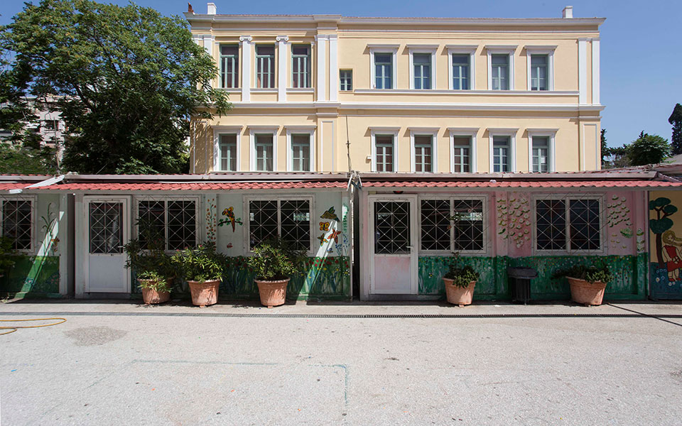 πώς-το-κολωνάκι-έμεινε-χωρίς-δημοτικό-2090291