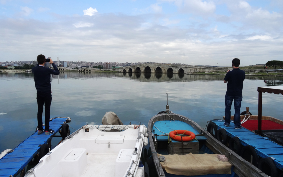 δημιουργώντας-μια-νέα-ταυτότητα-2090088