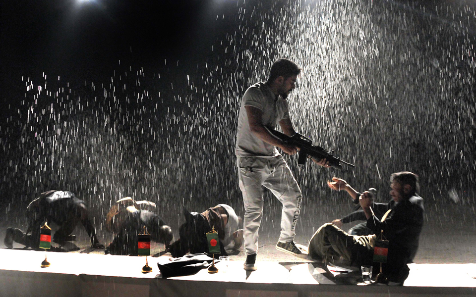 περσών-προσφύγων-αναζήτηση-2088824
