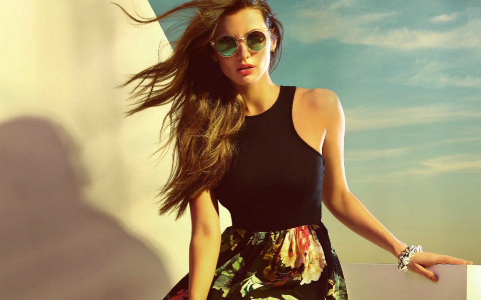 στιλάτες-φλοράλ-φούστες-για-τις-καλοκ-2086713