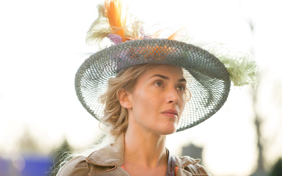 h-kate-winslet-προκαλεί-ένα-μικρό-χάος-στην-μεγ-2090761