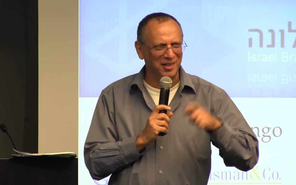 ντοβ-μοράν-στην-υψηλή-τεχνολογία-να-επ-2089322