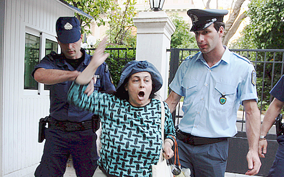 οι-καλεσμένοι-των-πάνελ-και-η-ευθύνη-τω-2092680